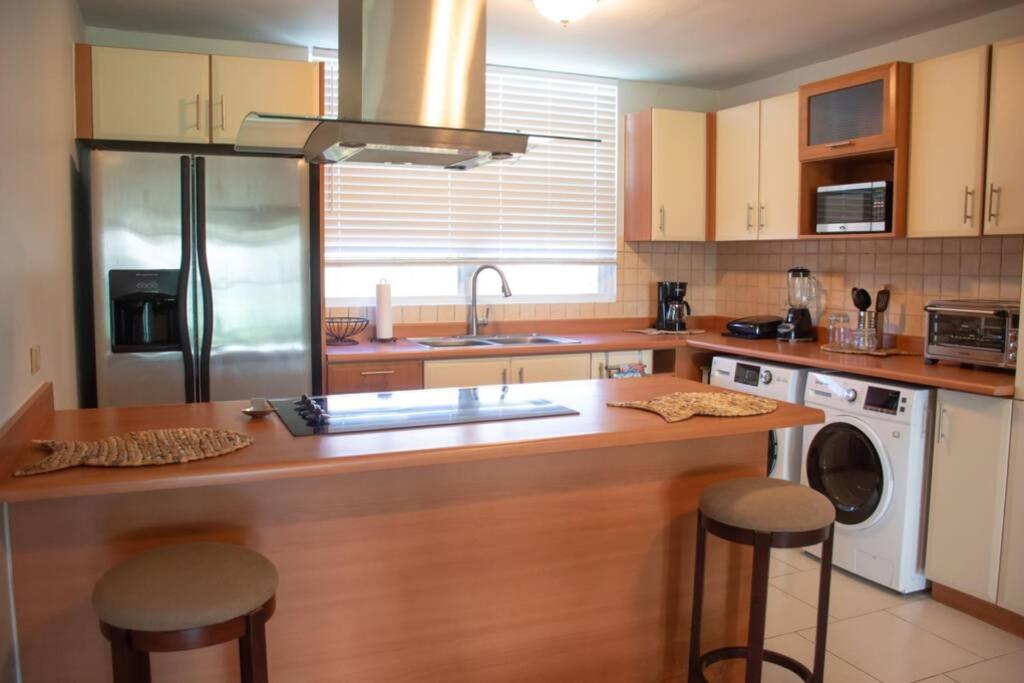 Vistas Apartment @ Puerto Nuevo Beach เบกาบาฆา ภายนอก รูปภาพ