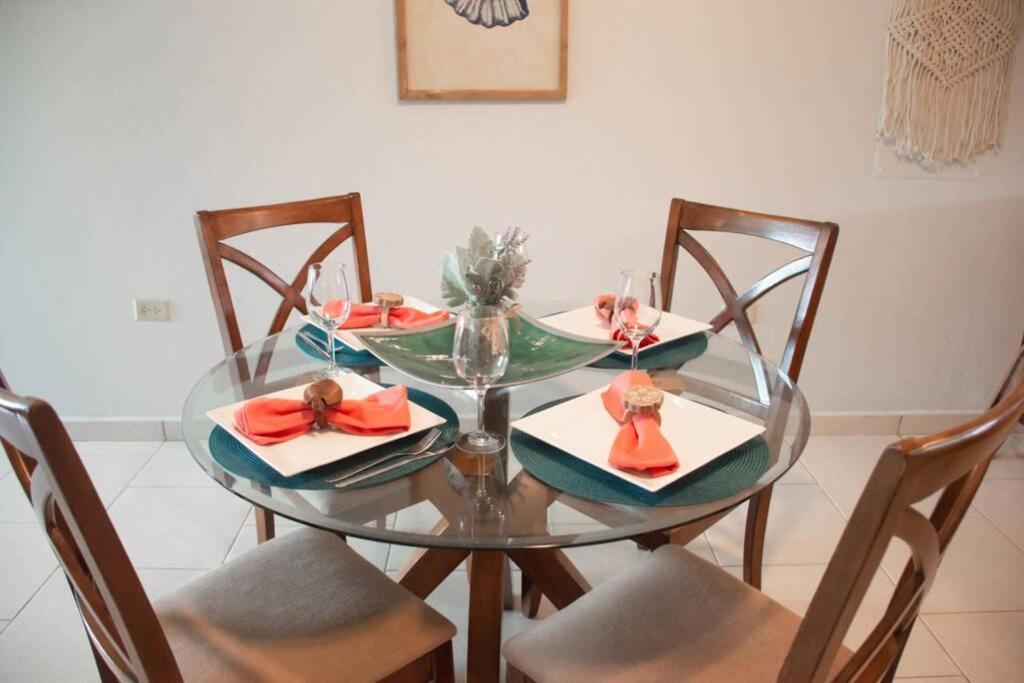Vistas Apartment @ Puerto Nuevo Beach เบกาบาฆา ภายนอก รูปภาพ